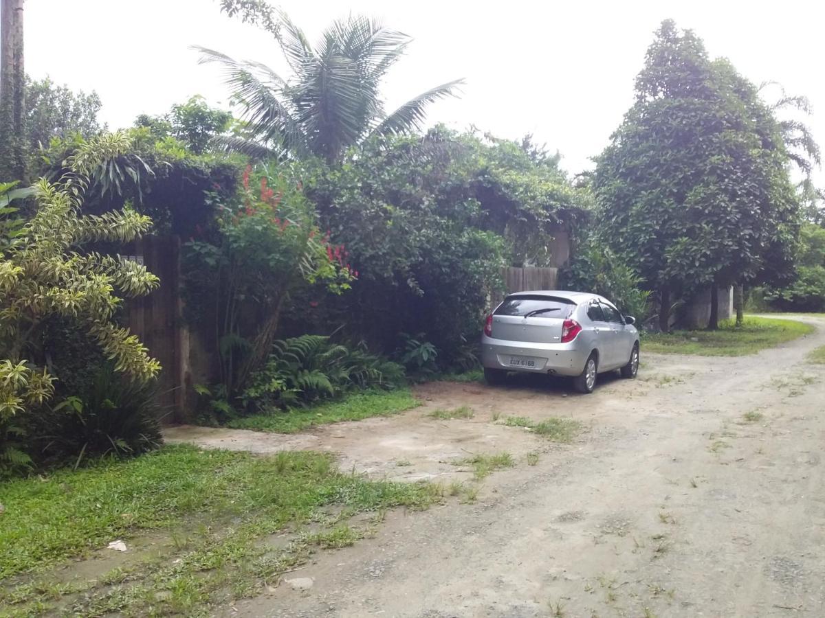 Suites Proximo Ao Rio Jaguareguava Em Bertioga Exteriör bild
